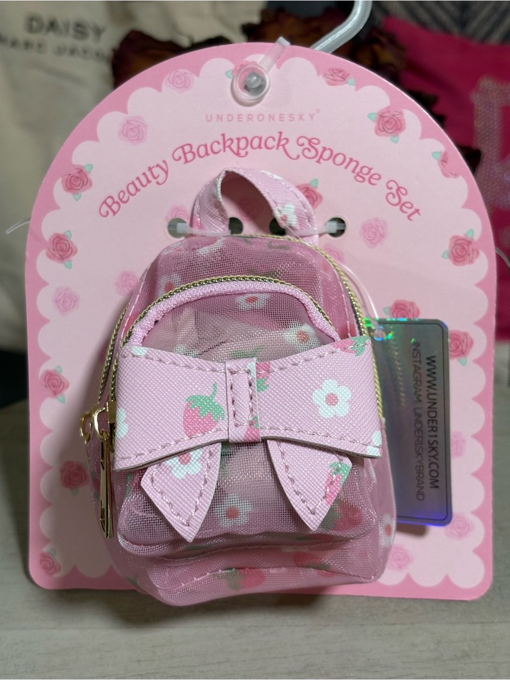 Under One Sky Beauty Mini Backpack
Sponge Set